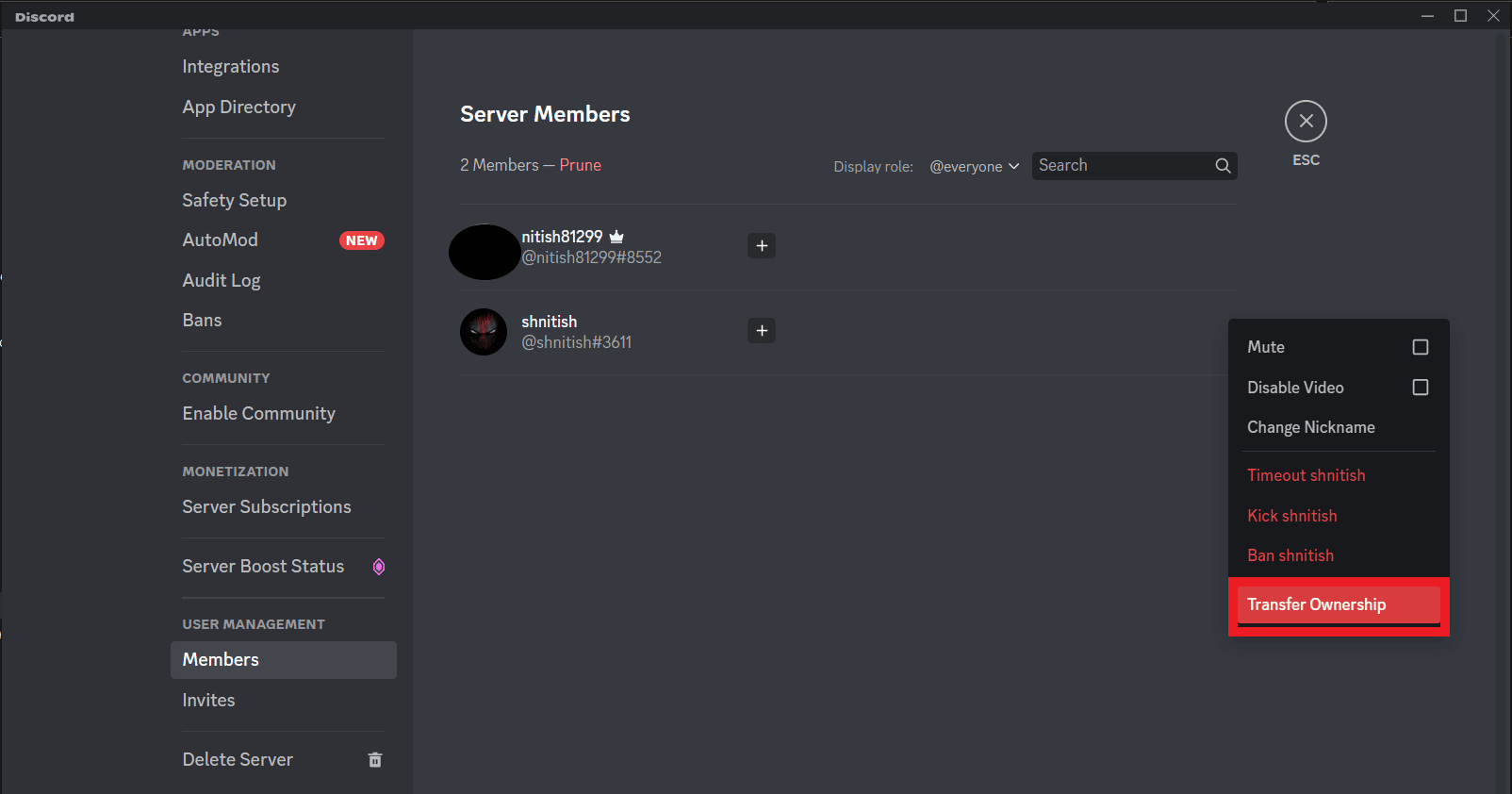 haga clic en Transferir propiedad en discord 