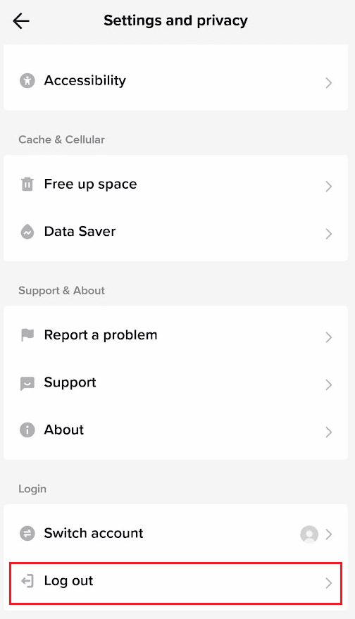 Deslícese hacia abajo hasta la parte inferior del menú y toque la opción Cerrar sesión |  Cómo reparar el error 2433 de TikTok