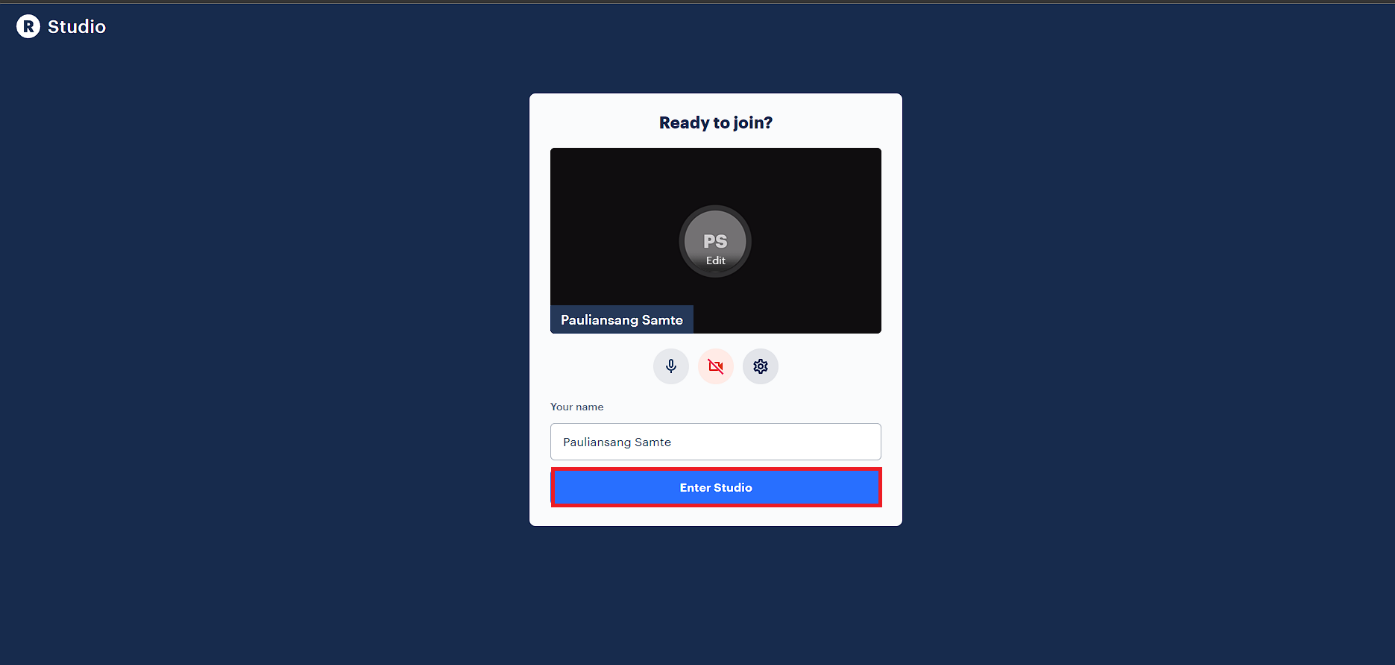 Escriba el nombre de usuario y haga clic en la opción Entrar en Studio