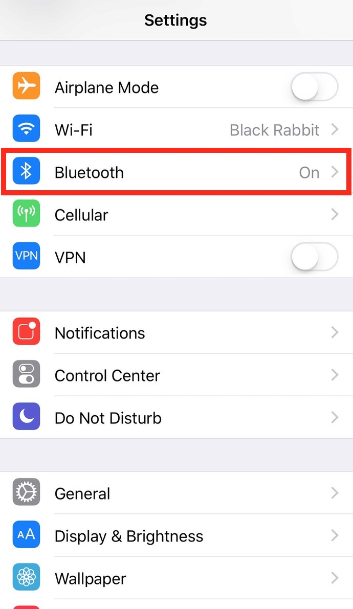 Vaya a Configuración y toque Bluetooth