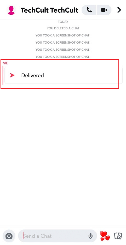 Toque y mantenga presionado el complemento deseado que envió desde la pantalla de chat