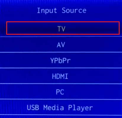 Presione el botón de entrada en el control remoto de su televisor y seleccione el televisor como fuente de entrada