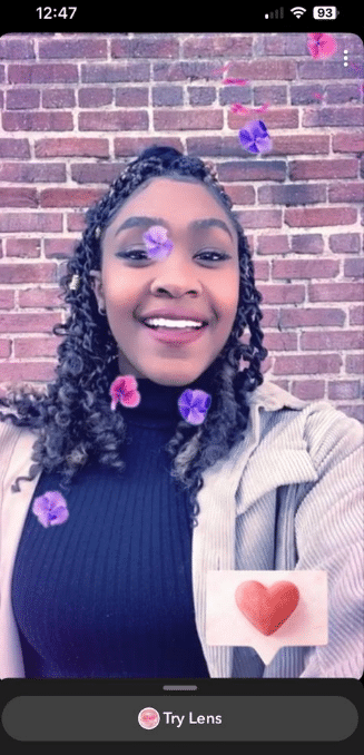 Si está utilizando un dispositivo móvil, Snapchat se abrirá automáticamente y lo estimulará a desbloquear la lente.