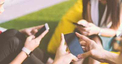 Teléfono inteligente niños niños adolescentes